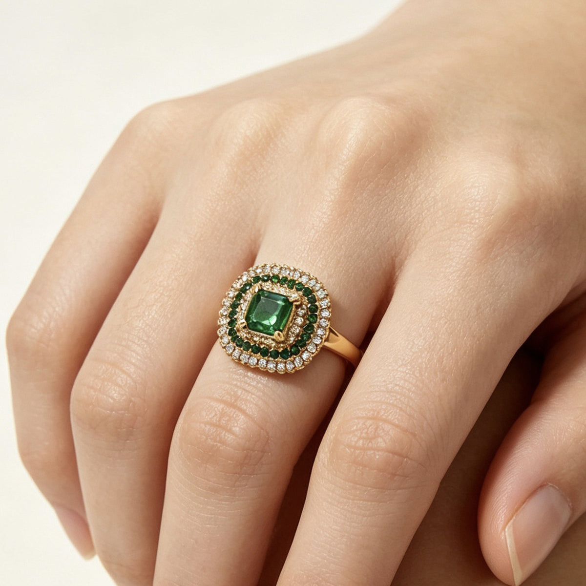 Emerald Radiance Luxury Ring