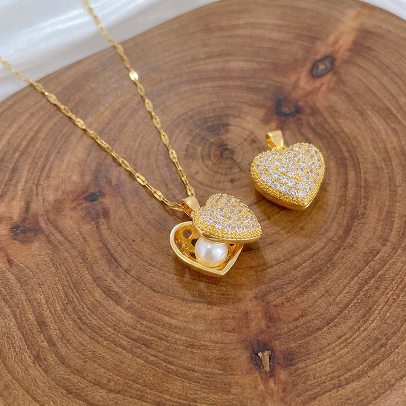 Golden Heart Pearl Crystal Necklace