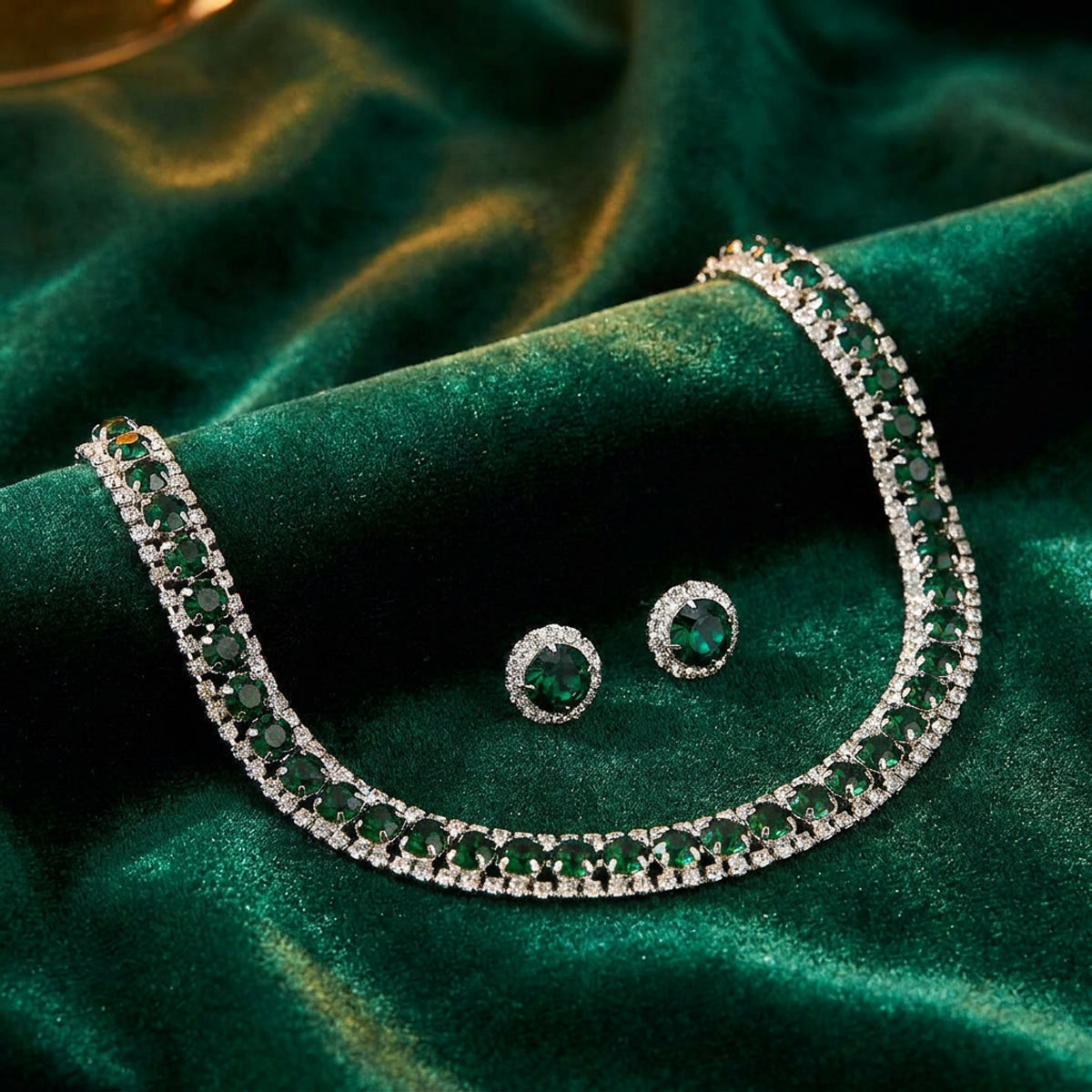 Emerald Radiance Crystal Necklace Set