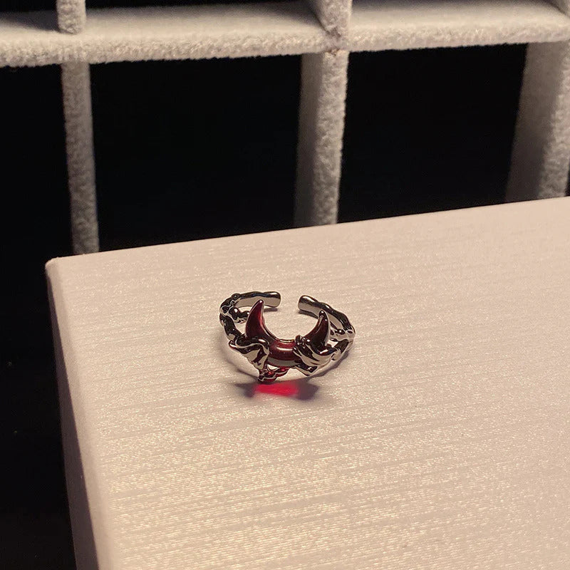 Crimson Horn Ring